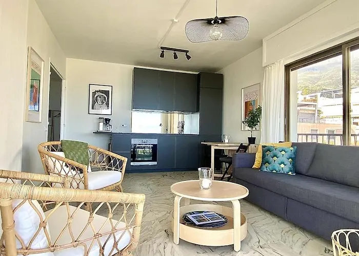 Le Garavan-vue Mer-plage-clim-terrasse Apartamento Menton